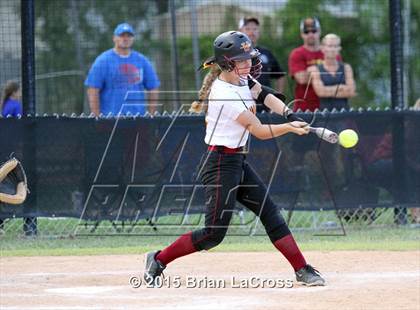 Thumbnail 3 in West Nassau vs Fernandina Beach (FHSAA 4A Playoff) photogallery.