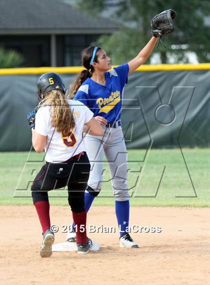 Thumbnail 2 in West Nassau vs Fernandina Beach (FHSAA 4A Playoff) photogallery.
