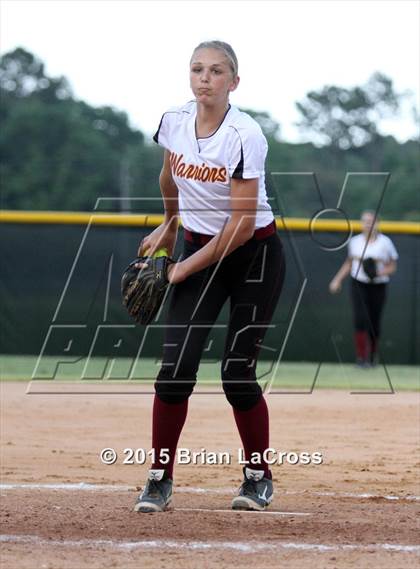 Thumbnail 3 in West Nassau vs Fernandina Beach (FHSAA 4A Playoff) photogallery.