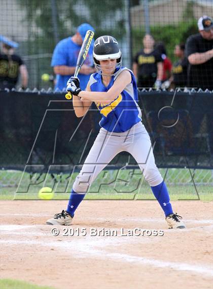 Thumbnail 1 in West Nassau vs Fernandina Beach (FHSAA 4A Playoff) photogallery.