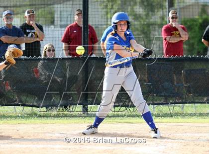 Thumbnail 2 in West Nassau vs Fernandina Beach (FHSAA 4A Playoff) photogallery.