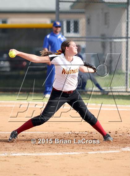 Thumbnail 2 in West Nassau vs Fernandina Beach (FHSAA 4A Playoff) photogallery.