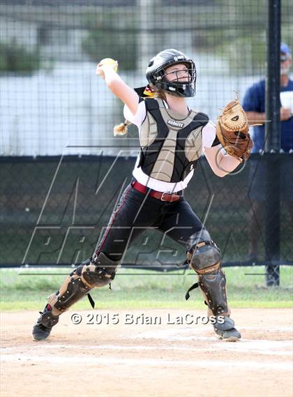 Thumbnail 2 in West Nassau vs Fernandina Beach (FHSAA 4A Playoff) photogallery.