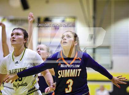 Thumbnail 3 in Summit @ Fairview photogallery.