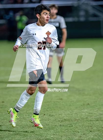Thumbnail 3 in New Hanover vs. Hough (NCHSAA 4A Final) photogallery.