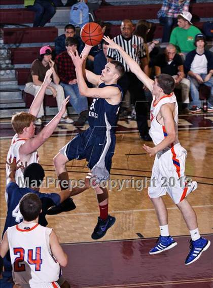 Thumbnail 3 in William Blount vs Farragut  (D4-AAA District Playoff) photogallery.