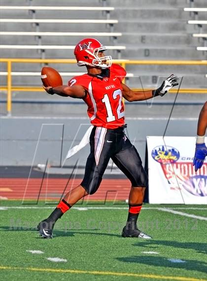 Thumbnail 1 in Winton Woods vs. Wayne (Crosstown Showdown) photogallery.