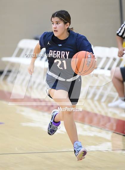 Thumbnail 3 in Mater Dei vs. Perry (Hoophall West)  photogallery.