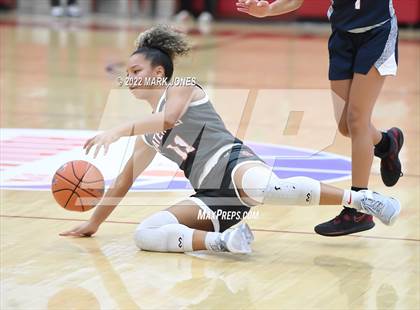 Thumbnail 1 in Mater Dei vs. Perry (Hoophall West)  photogallery.