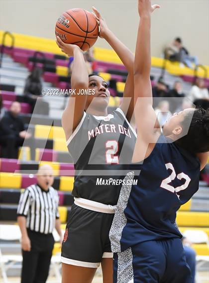 Thumbnail 3 in Mater Dei vs. Perry (Hoophall West)  photogallery.
