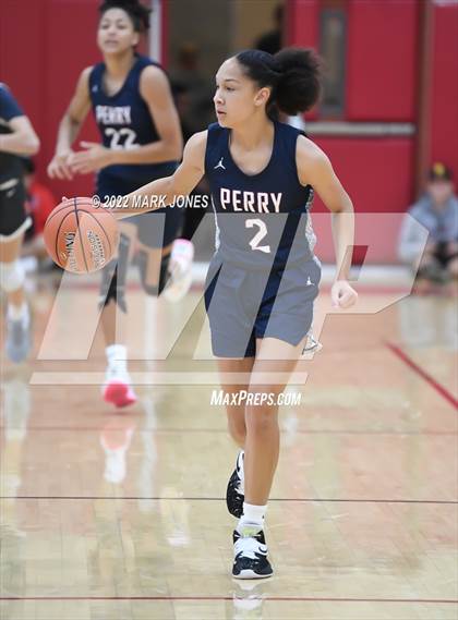 Thumbnail 2 in Mater Dei vs. Perry (Hoophall West)  photogallery.