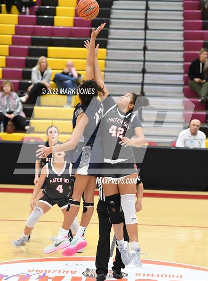 Thumbnail 2 in Mater Dei vs. Perry (Hoophall West)  photogallery.