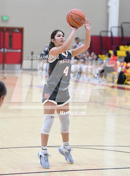 Thumbnail 1 in Mater Dei vs. Perry (Hoophall West)  photogallery.