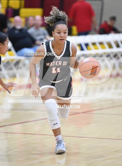 Thumbnail 1 in Mater Dei vs. Perry (Hoophall West)  photogallery.