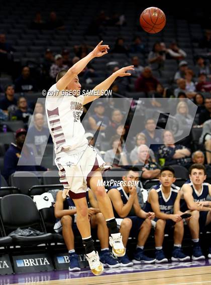 Thumbnail 2 in St. Francis vs Rolling Hills Prep (CIF State D5 Final) photogallery.