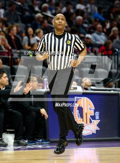 Thumbnail 1 in St. Francis vs Rolling Hills Prep (CIF State D5 Final) photogallery.