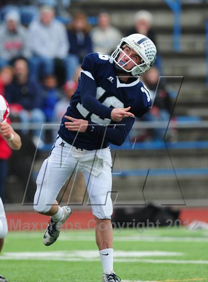 Thumbnail 2 in Norwich Free Academy vs. Staples (CIAC Class LL Semifinal) photogallery.