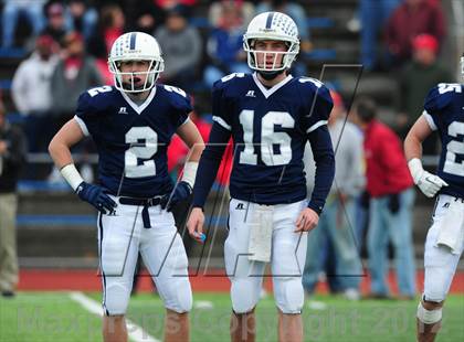 Thumbnail 2 in Norwich Free Academy vs. Staples (CIAC Class LL Semifinal) photogallery.