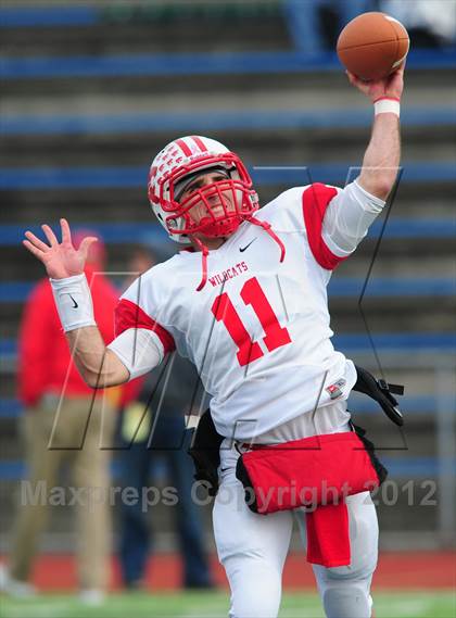 Thumbnail 3 in Norwich Free Academy vs. Staples (CIAC Class LL Semifinal) photogallery.