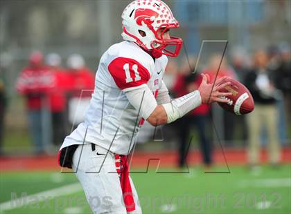 Thumbnail 2 in Norwich Free Academy vs. Staples (CIAC Class LL Semifinal) photogallery.
