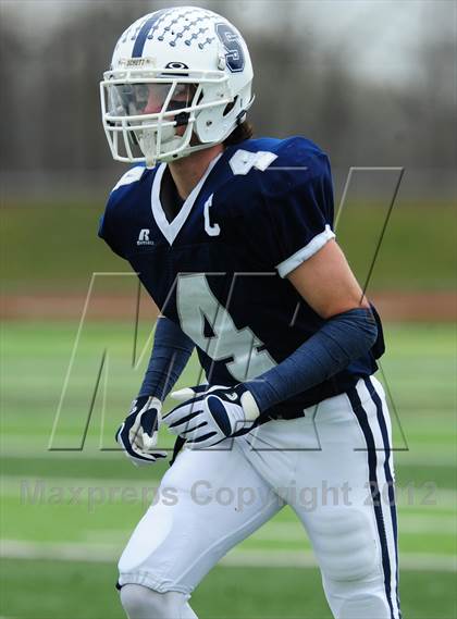 Thumbnail 3 in Norwich Free Academy vs. Staples (CIAC Class LL Semifinal) photogallery.