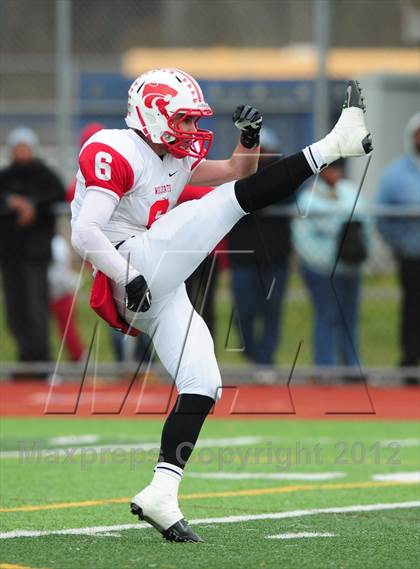 Thumbnail 3 in Norwich Free Academy vs. Staples (CIAC Class LL Semifinal) photogallery.