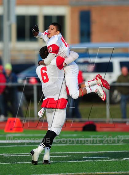 Thumbnail 1 in Norwich Free Academy vs. Staples (CIAC Class LL Semifinal) photogallery.