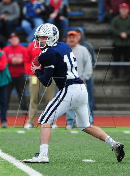 Thumbnail 3 in Norwich Free Academy vs. Staples (CIAC Class LL Semifinal) photogallery.