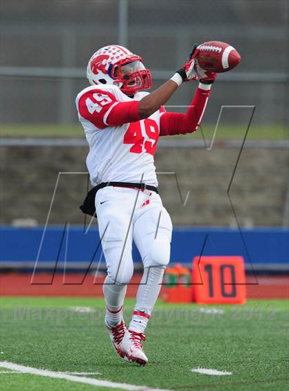 Thumbnail 1 in Norwich Free Academy vs. Staples (CIAC Class LL Semifinal) photogallery.