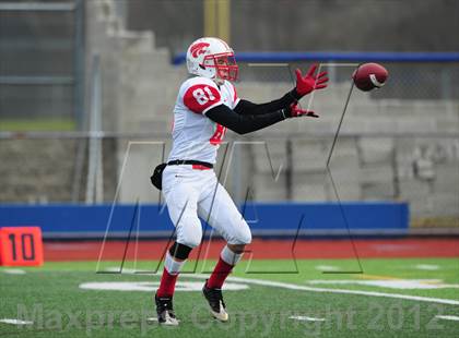 Thumbnail 2 in Norwich Free Academy vs. Staples (CIAC Class LL Semifinal) photogallery.