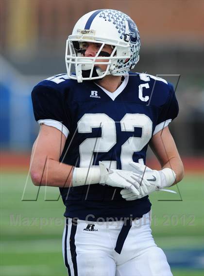 Thumbnail 2 in Norwich Free Academy vs. Staples (CIAC Class LL Semifinal) photogallery.