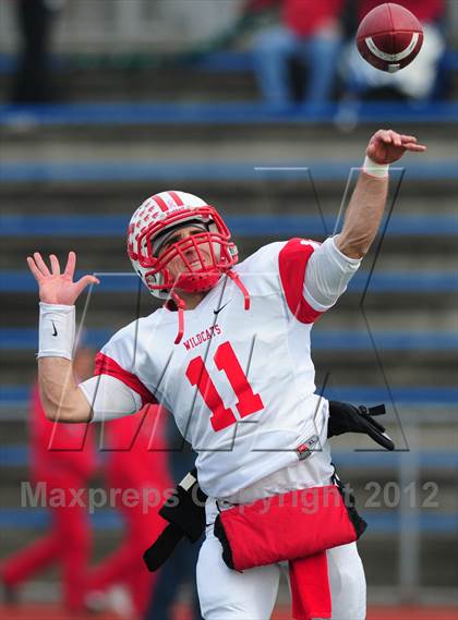 Thumbnail 1 in Norwich Free Academy vs. Staples (CIAC Class LL Semifinal) photogallery.