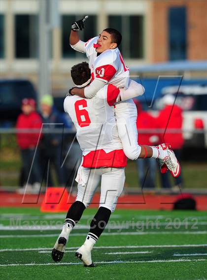 Thumbnail 2 in Norwich Free Academy vs. Staples (CIAC Class LL Semifinal) photogallery.