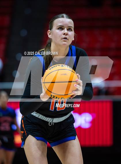 Thumbnail 2 in Wasatch vs. Timpview (UHSAA 5A Quarterfinal) photogallery.