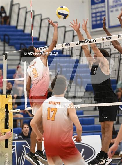 Thumbnail 1 in Wiseburn- Da Vinci vs. Paraclete (CIF-SS D5 Final) photogallery.
