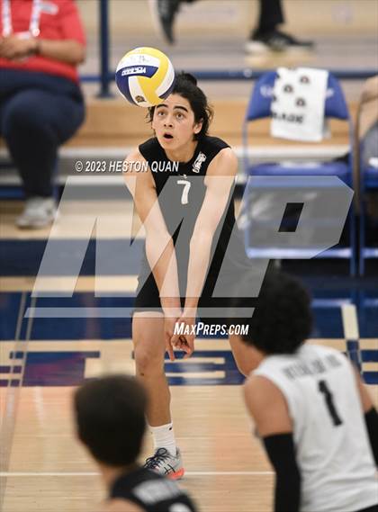 Thumbnail 1 in Wiseburn- Da Vinci vs. Paraclete (CIF-SS D5 Final) photogallery.
