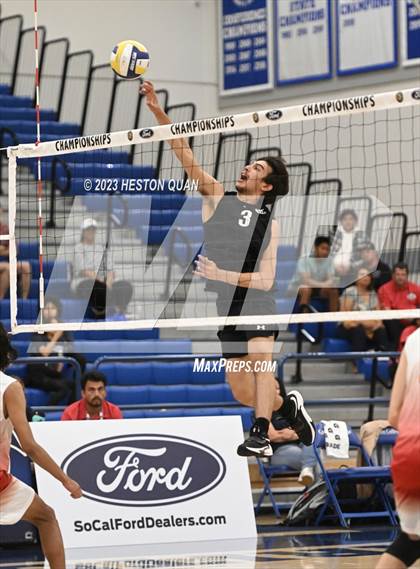 Thumbnail 2 in Wiseburn- Da Vinci vs. Paraclete (CIF-SS D5 Final) photogallery.
