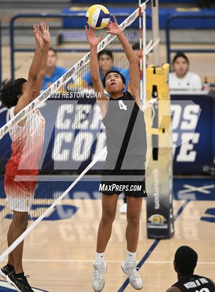 Thumbnail 3 in Wiseburn- Da Vinci vs. Paraclete (CIF-SS D5 Final) photogallery.