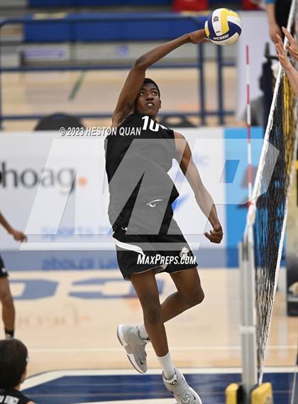 Thumbnail 3 in Wiseburn- Da Vinci vs. Paraclete (CIF-SS D5 Final) photogallery.