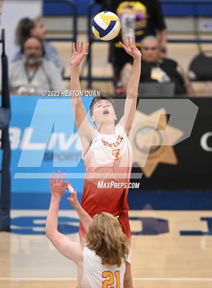 Thumbnail 3 in Wiseburn- Da Vinci vs. Paraclete (CIF-SS D5 Final) photogallery.