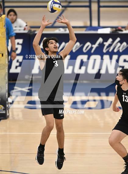 Thumbnail 3 in Wiseburn- Da Vinci vs. Paraclete (CIF-SS D5 Final) photogallery.