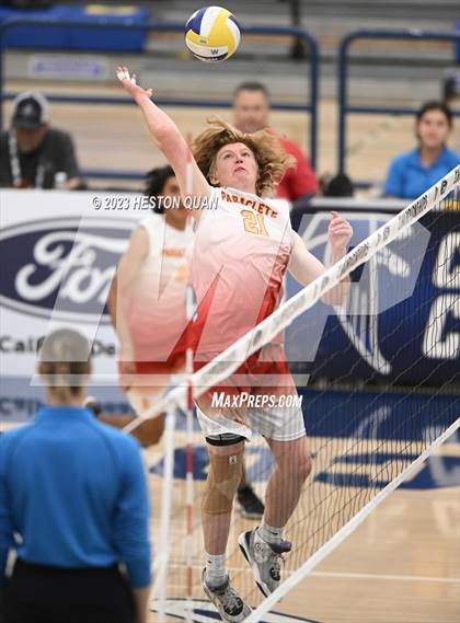 Thumbnail 3 in Wiseburn- Da Vinci vs. Paraclete (CIF-SS D5 Final) photogallery.