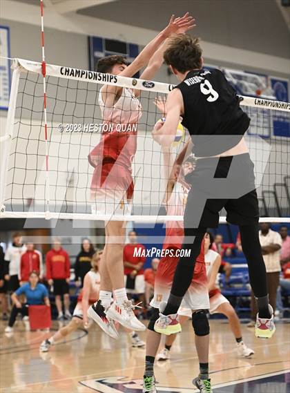 Thumbnail 2 in Wiseburn- Da Vinci vs. Paraclete (CIF-SS D5 Final) photogallery.