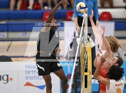 Thumbnail 2 in Wiseburn- Da Vinci vs. Paraclete (CIF-SS D5 Final) photogallery.