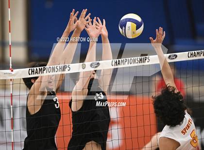 Thumbnail 2 in Wiseburn- Da Vinci vs. Paraclete (CIF-SS D5 Final) photogallery.