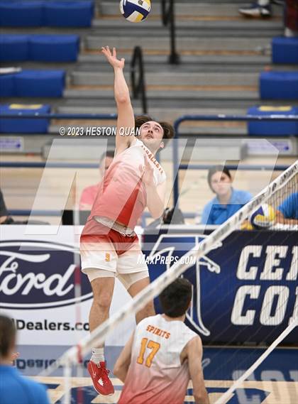 Thumbnail 2 in Wiseburn- Da Vinci vs. Paraclete (CIF-SS D5 Final) photogallery.