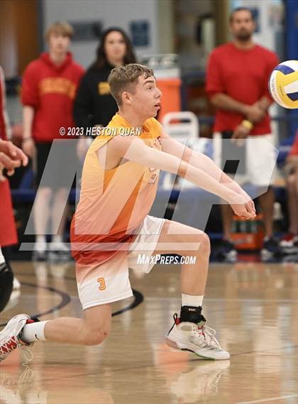 Thumbnail 1 in Wiseburn- Da Vinci vs. Paraclete (CIF-SS D5 Final) photogallery.