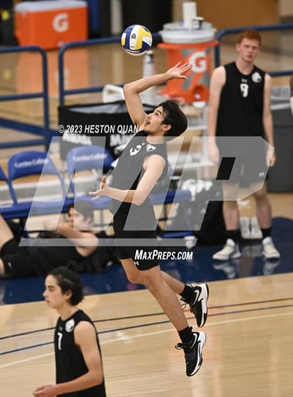 Thumbnail 1 in Wiseburn- Da Vinci vs. Paraclete (CIF-SS D5 Final) photogallery.