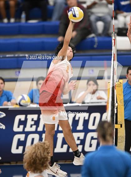 Thumbnail 2 in Wiseburn- Da Vinci vs. Paraclete (CIF-SS D5 Final) photogallery.