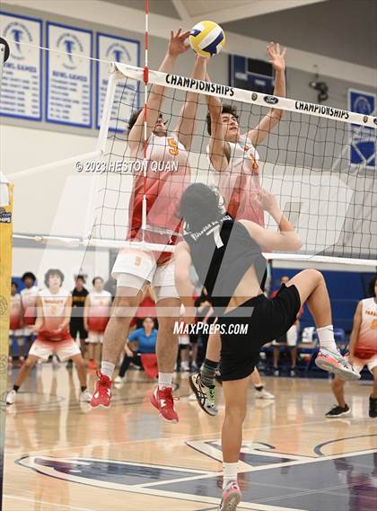 Thumbnail 1 in Wiseburn- Da Vinci vs. Paraclete (CIF-SS D5 Final) photogallery.